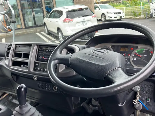 日野 レンジャー LKG-FJ7JDAA(2WD)の写真21