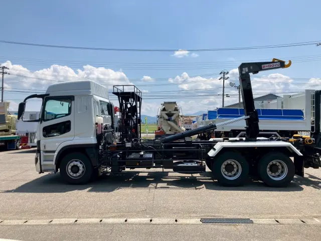 三菱 スーパーグレート 2PG-FV80VY(6x4)の写真5