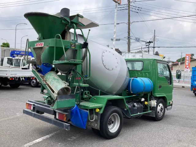 いすゞ エルフ TPG-NKR85N(2WD)の写真3