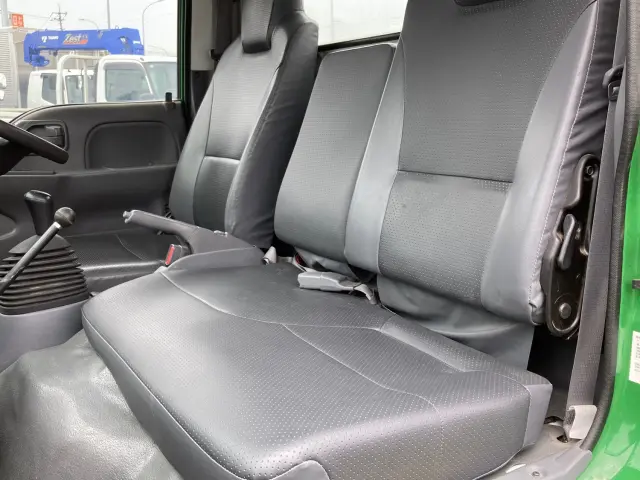 いすゞ エルフ TPG-NKR85N(2WD)の写真20
