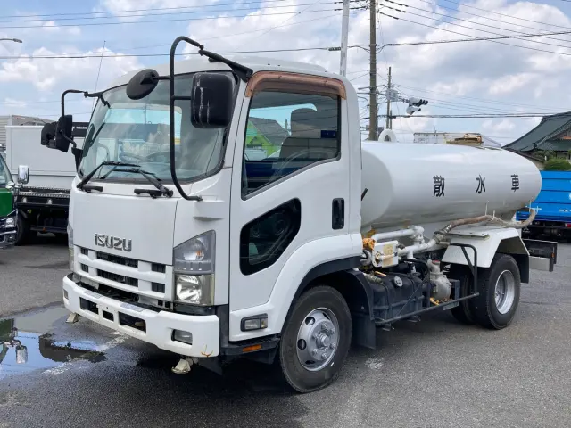 いすゞ フォワード SKG-FRR90S1(2WD)の写真1