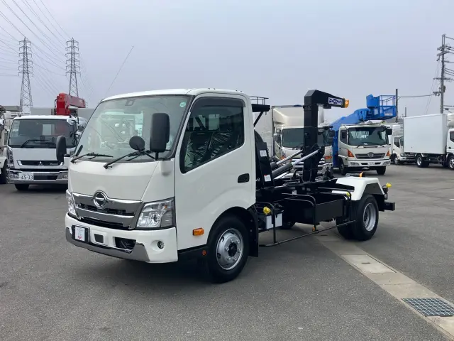 日野 デュトロ 2KG-XZU710M(2WD)の写真1