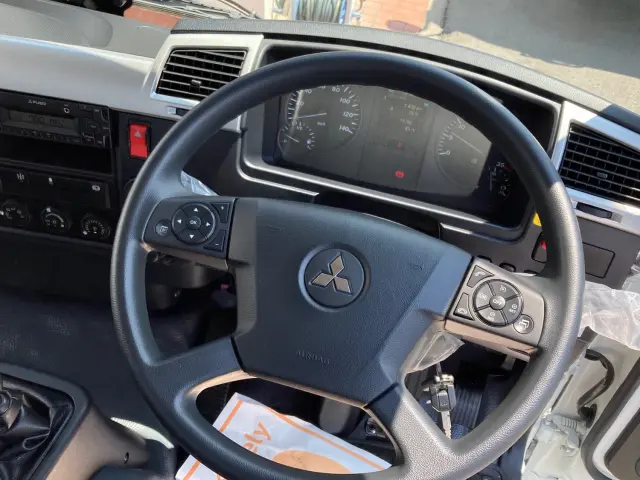 三菱 ファイター 2KG-FK72F(2WD)の写真17