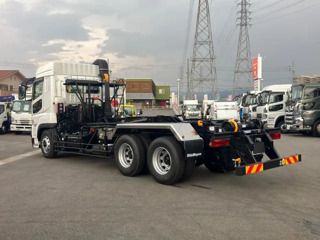 三菱 スーパーグレート 2PG-FV80HY(6x4)の写真4