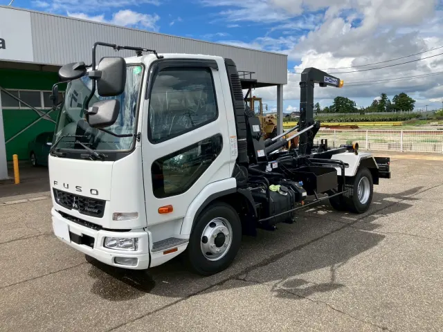 三菱 ファイター 2KG-FK72F(2WD)の写真1