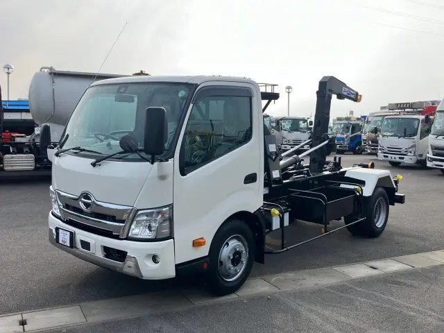 日野 デュトロ 2KG-XZU710M(2WD)の写真1