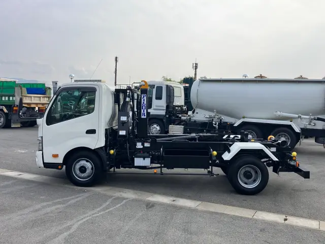 日野 デュトロ 2KG-XZU710M(2WD)の写真5