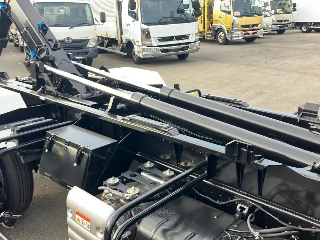 日野 デュトロ 2KG-XZU710M(2WD)の写真9