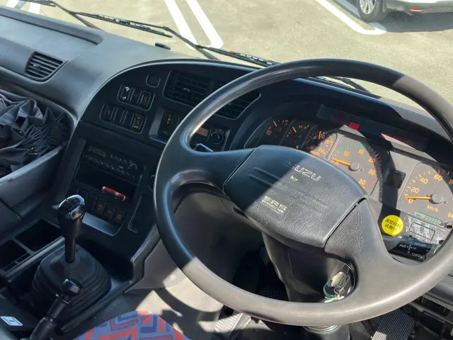 いすゞ ギガ KL-CYL23Q4(6x2)の写真16