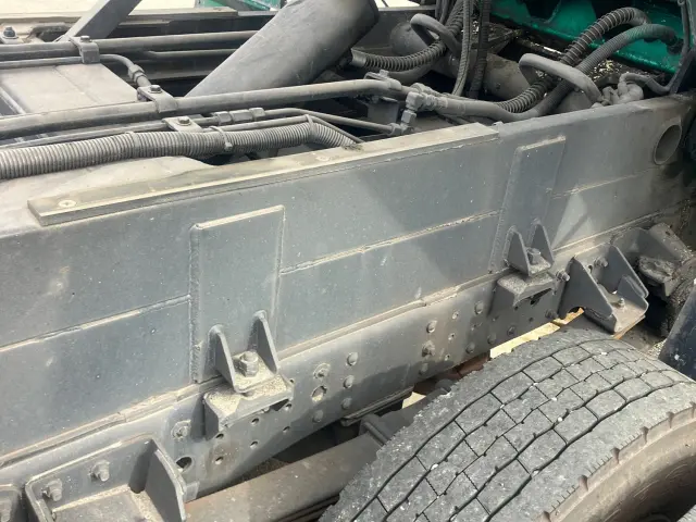 三菱 キャンター TPG-FEB90(2WD)の写真14