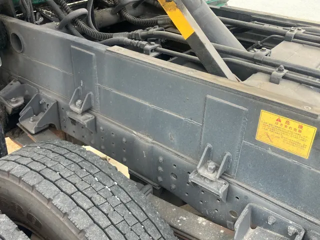 三菱 キャンター TPG-FEB90(2WD)の写真15