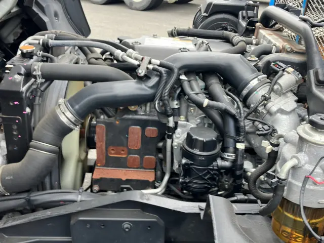 いすゞ フォワード 2PG-FRR90S2(2WD)の写真17