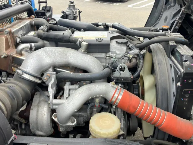 いすゞ フォワード 2PG-FRR90S2(2WD)の写真18