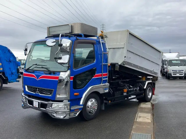 三菱 ファイター TKG-FK61F(2WD)の写真1