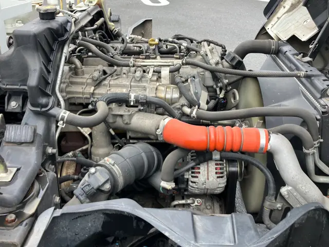 三菱 キャンター TPG-FEB90(2WD)の写真17