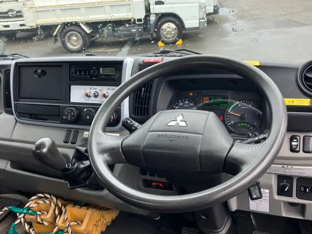 三菱 キャンター TPG-FEB90(2WD)の写真20