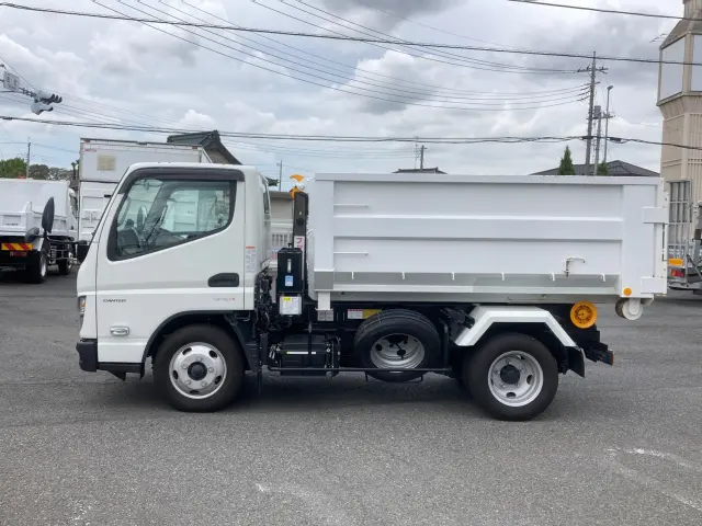 三菱 キャンター 2RG-FBAV0(2WD)の写真5
