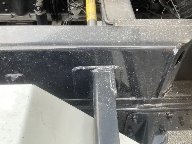 三菱 キャンター 2RG-FBAV0(2WD)の写真13