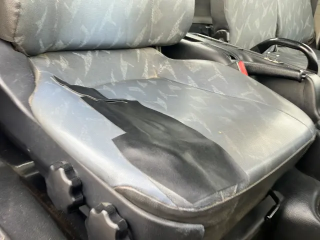 日野 レンジャー TKG-FC9JEAA(2WD)の写真15