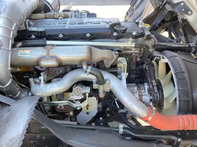 三菱 ファイター 2KG-FK72F(2WD)の写真14