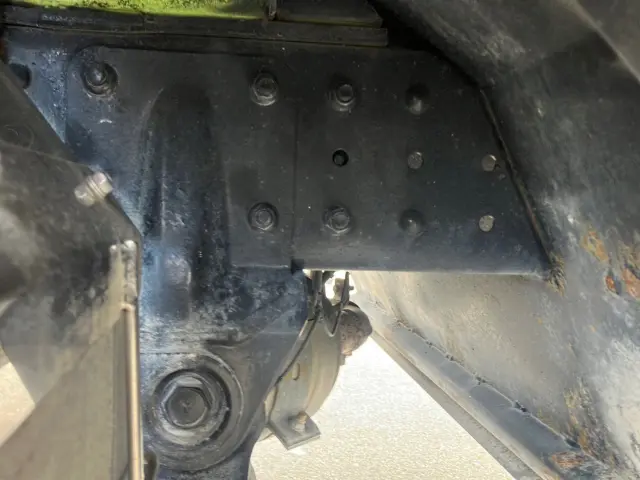 三菱 キャンター 2PG-FEAV0(2WD)の写真12