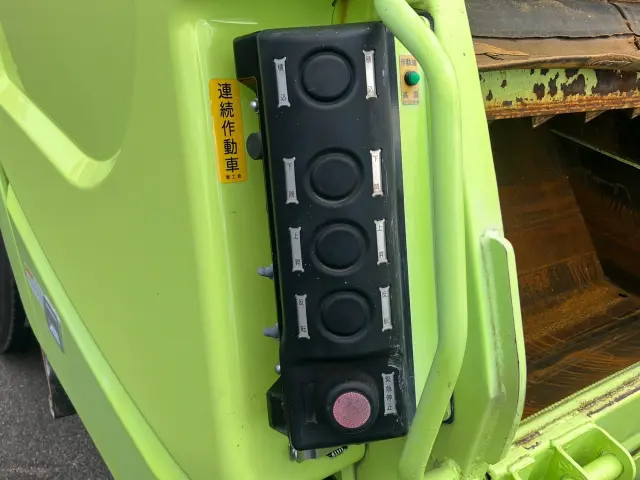 三菱 キャンター 2PG-FEAV0(2WD)の写真21