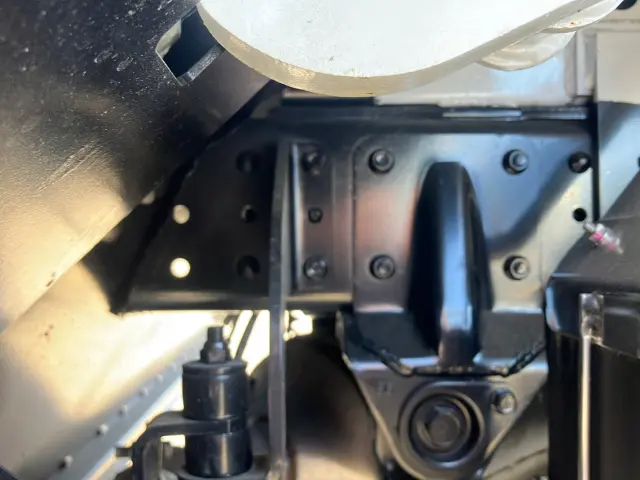 三菱 キャンター 2RG-FEAV0(2WD)の写真13