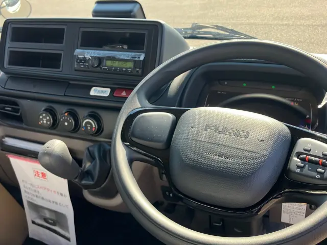 三菱 キャンター 2RG-FEAV0(2WD)の写真19