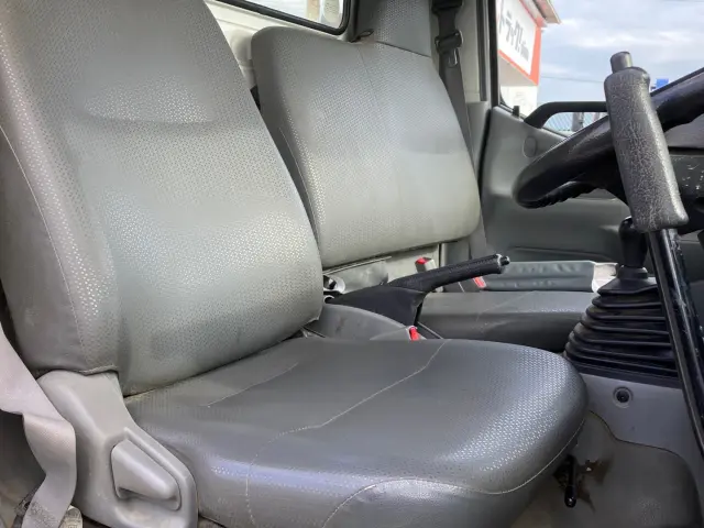 日野 デュトロ TKG-XZU600F(2WD)の写真20