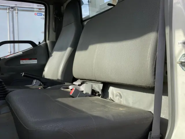 日野 デュトロ TKG-XZU600F(2WD)の写真21