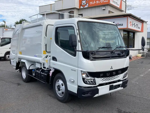 三菱 キャンター 2RG-FEAV0(2WD)の写真2