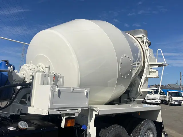 日野 プロフィア 2DG-FS1AGE(6x4)の写真9