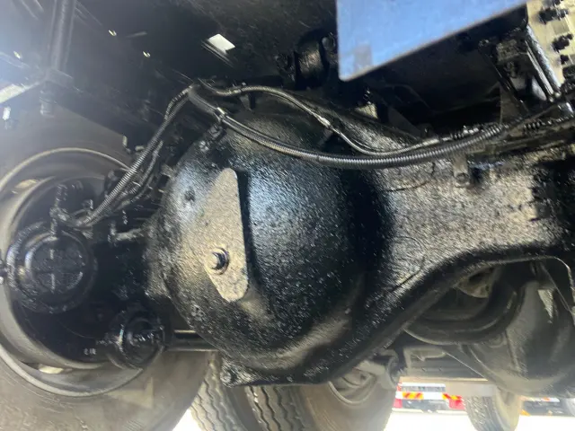 日野 プロフィア 2DG-FS1AGE(6x4)の写真16