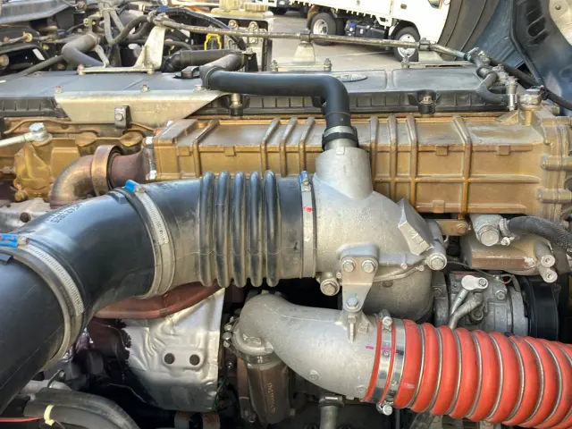 三菱 スーパーグレート QPG-FV60VY(6x4)の写真17