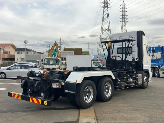 日野 プロフィア 2DG-FS1AJE(6x4)の写真3