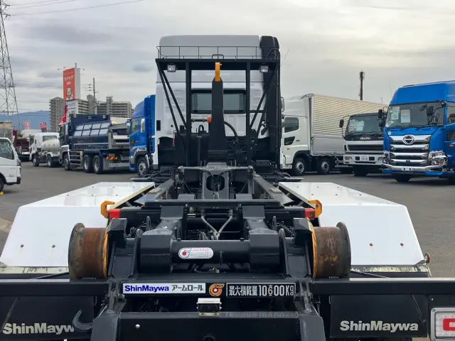 日野 プロフィア 2DG-FS1AJE(6x4)の写真8