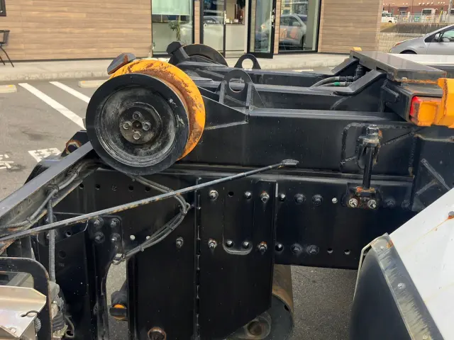 日野 プロフィア 2DG-FS1AJE(6x4)の写真11