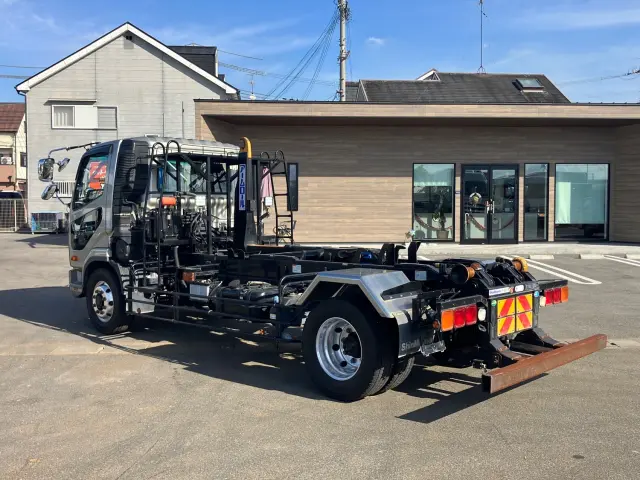 三菱 ファイター 2KG-FK72FZ(2WD)の写真4