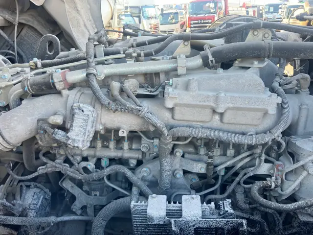 いすゞ ギガ 2KG-CXZ77CT(6x4)の写真17