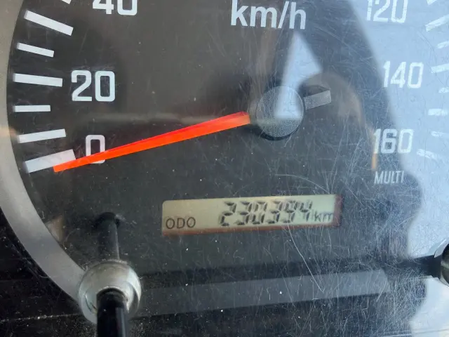 いすゞ フォワード LKG-FTR90S2(2WD)の写真22