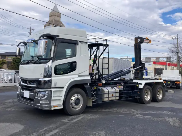 三菱 スーパーグレート 2KG-FV70HY(6x4)の写真1