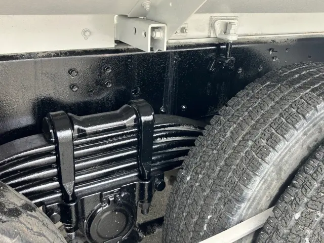 いすゞ ギガ 2KG-CXZ77CT(6x4)の写真14