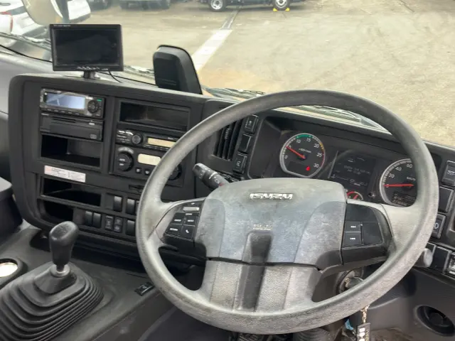 いすゞ ギガ 2KG-CXZ77CT(6x4)の写真21