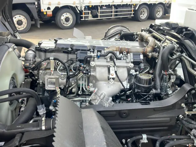 三菱 ファイター 2KG-FK62F(2WD)の写真15