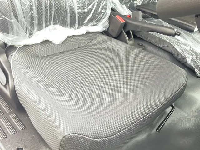 三菱 キャンター 2RG-FEAV0(2WD)の写真17