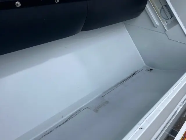 三菱 キャンター 2PG-FEB90(2WD)の写真9