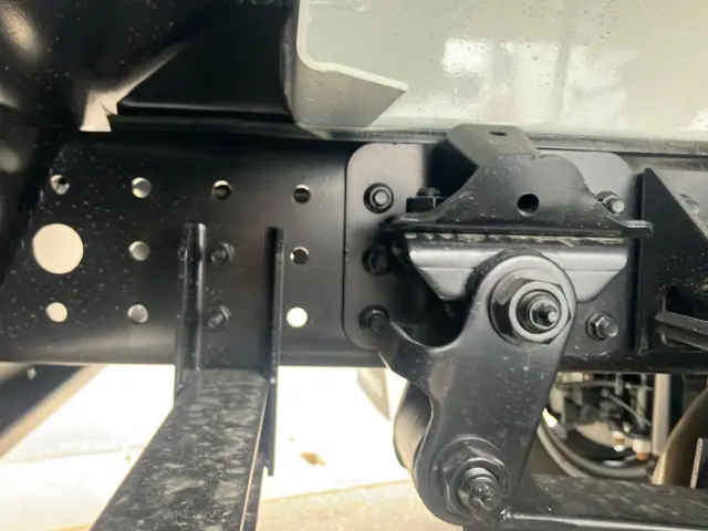 三菱 キャンター 2PG-FEB90(2WD)の写真12