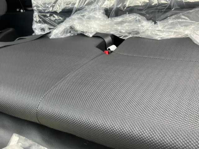 三菱 キャンター 2PG-FEB90(2WD)の写真17