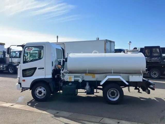 日野 レンジャー 2KG-FC2ABA(2WD)の写真5