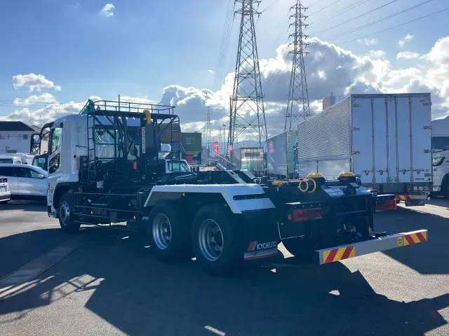 三菱 スーパーグレート 2PG-FV80VY(6x4)の写真4